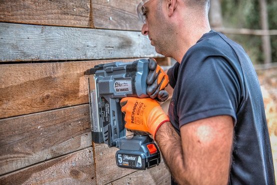 18V אקדח סיכות ומסמרים עד 50 מ״מ – תמונה 3