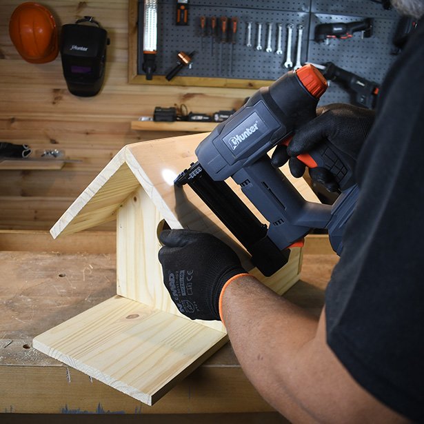 18V אקדח סיכות ומסמרים עד 32 מ״מ – תמונה 3